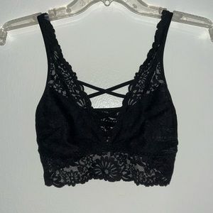 VS PINK Strappy Black Bralette